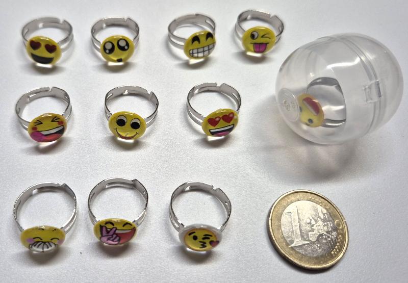Ring mit Lachgesicht